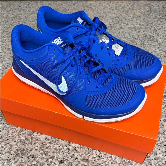 Nike Other - Nike Flex 2015 RN Royal Blue Sneakers with White Swoosh Dodger Blue Men’s 8